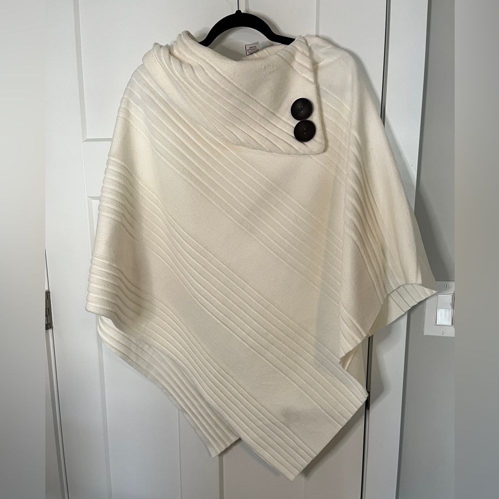 Le Moda ~ Women’s Soft Poncho